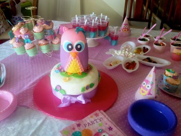 A table of treats. Hoot hoot.