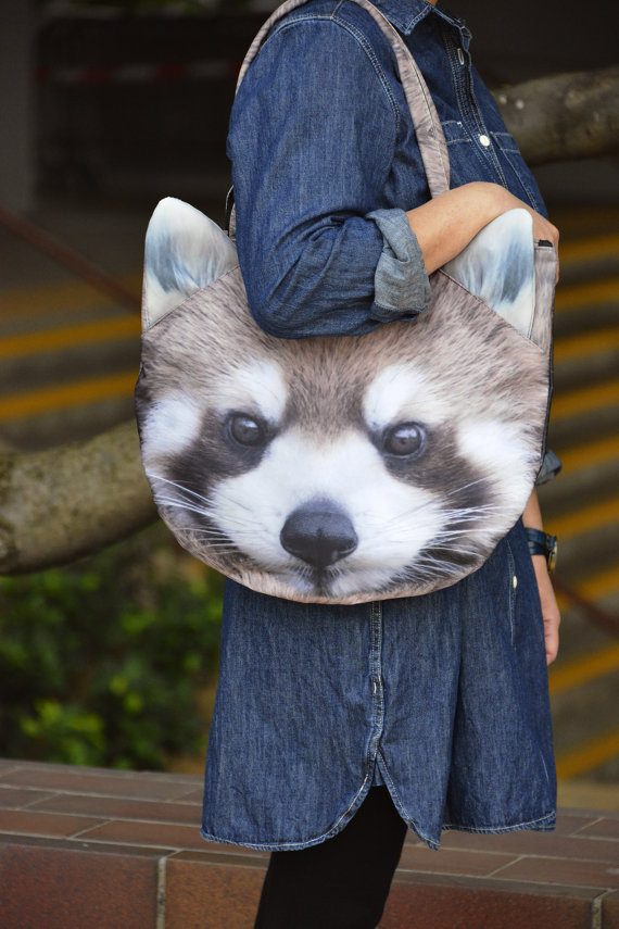 Because everyone needs a giant raccoon by their side. [image from BENWINEWIN] 